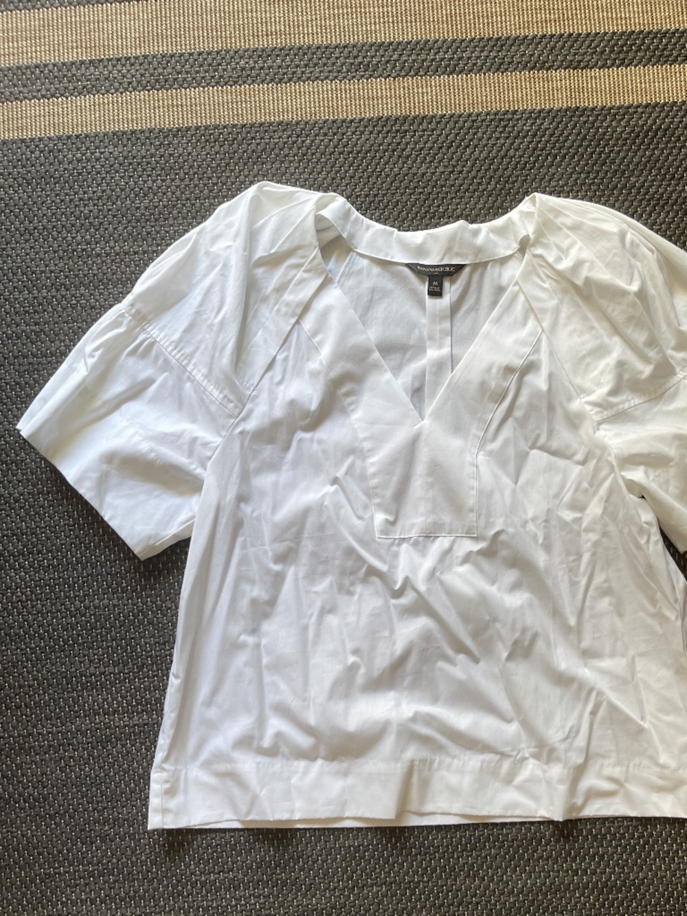 Banana Republic White Puffy Sleeves